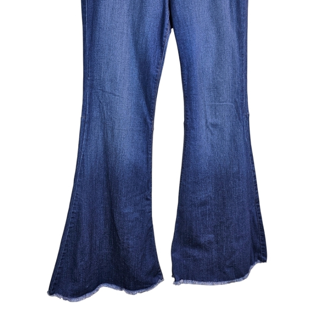 Judy Blue Womens Super Flare High Rise Raw Hem Jeans Sz 7/28 Blue Retro 70s Boho - Picture 9 of 13